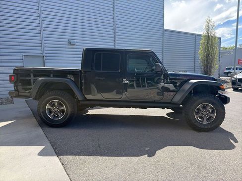 Used 2022 Jeep Gladiator Rubicon w/ Cold Weather Group image 4
