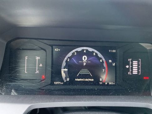 Certified 2025 Toyota Tacoma SR5 image 17