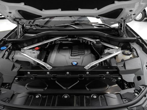 Used 2021 BMW X6 xDrive40i w/ M Sport Package image 47