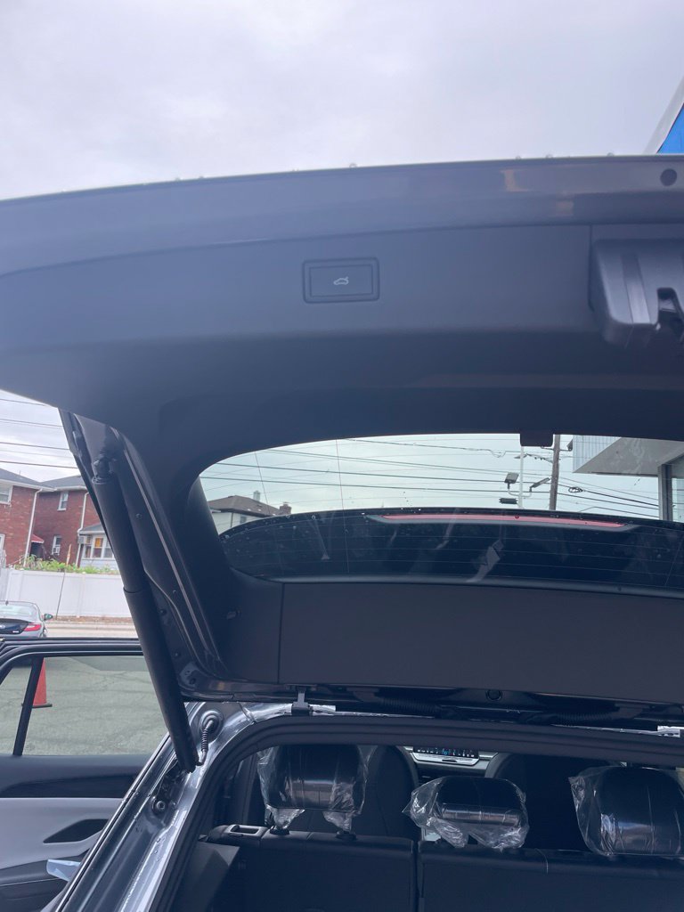 New 2026 Volkswagen Tiguan SE R-Line AWD/4WD image 13