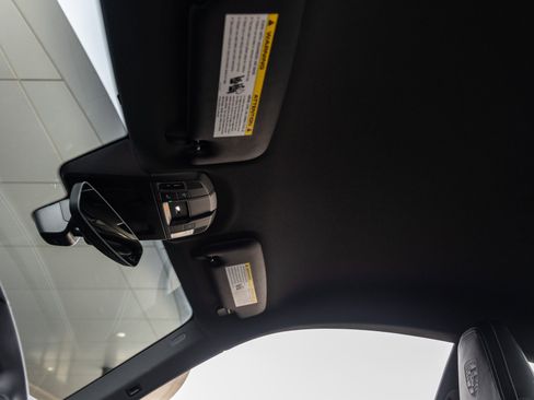 Certified 2026 Porsche 911 GT3 Touring image 34