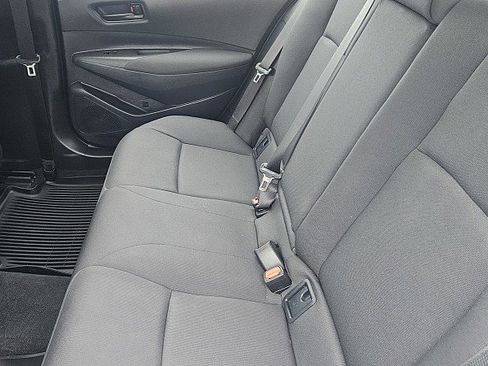 Used 2025 Toyota Corolla LE image 8