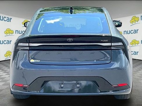 Used 2024 Toyota Prius Prime FWD image 4