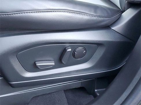 Certified 2023 Ford Explorer XLT w/ Equipment Group 202A image 11