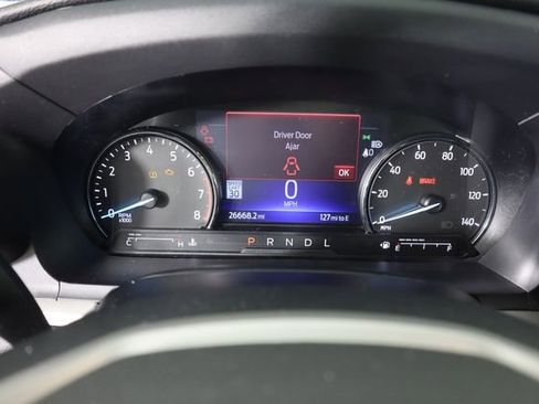 Certified 2022 Ford Explorer XLT w/ Equipment Group 202A image 35