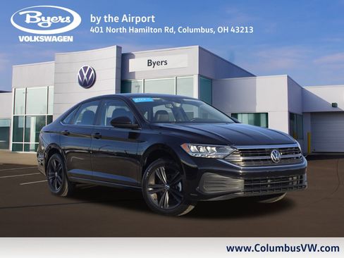Certified 2023 Volkswagen Jetta SE w/ Panoramic Sunroof Package image 1