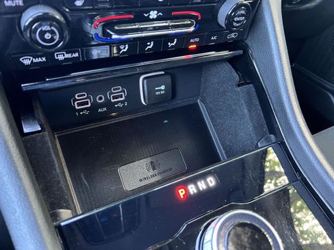 Used 2022 Jeep Grand Cherokee L Laredo w/ Luxury Tech Group I image 22