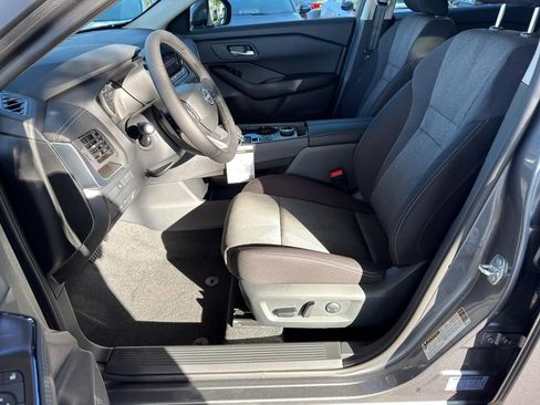 New 2026 Nissan Rogue SV image 16