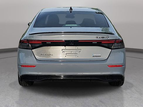 Used 2023 Honda Accord Sport image 6