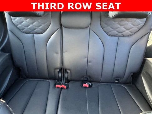 Used 2021 Hyundai Palisade Calligraphy image 9