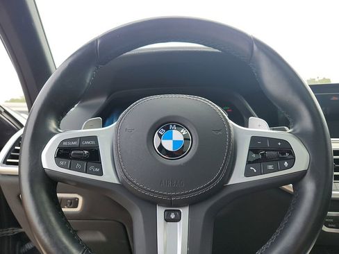 Used 2022 BMW X5 xDrive40i w/ M Sport Package image 17