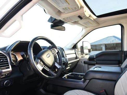 Used 2020 Ford F250 Limited image 21