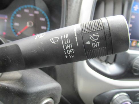 Used 2019 GMC Canyon SLE w/ SLE Convenience Package image 29