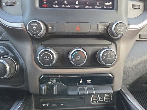 Used 2019 RAM 1500 Big Horn image 17