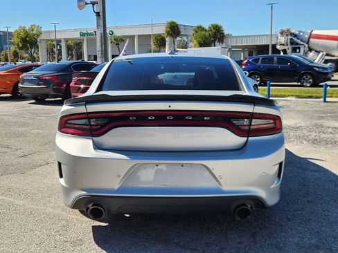 Used 2019 Dodge Charger Scat Pack image 9