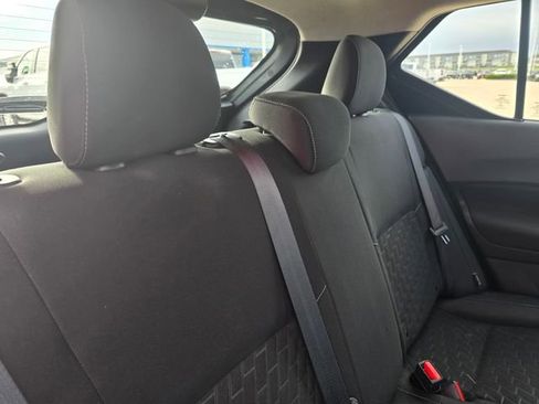 Used 2021 Nissan Kicks SV FWD image 14