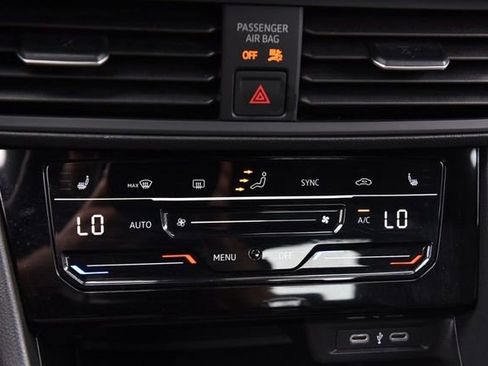 Used 2025 Volkswagen Jetta Sport FWD image 15