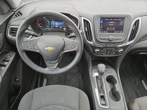 Used 2024 Chevrolet Equinox LT w/ LPO, Floor Liner Package FWD image 14