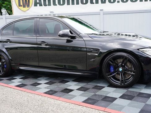 Used 2017 BMW M3 w/ Executive Package RWD image 5