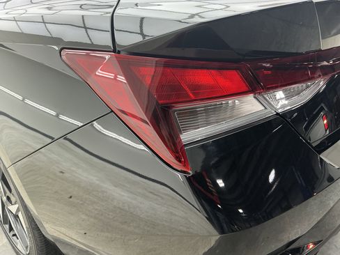 Used 2023 Hyundai Elantra SEL w/ Convenience Package image 20