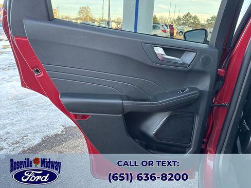 Used 2023 Ford Escape Platinum w/ Premium Technology Package image 35