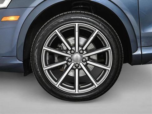 Used 2018 Audi Q3 2.0T Premium Plus w/ Premium Plus Package image 24