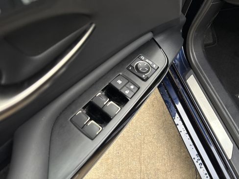 Used 2022 Lexus ES 350 w/ Premium Package FWD image 19