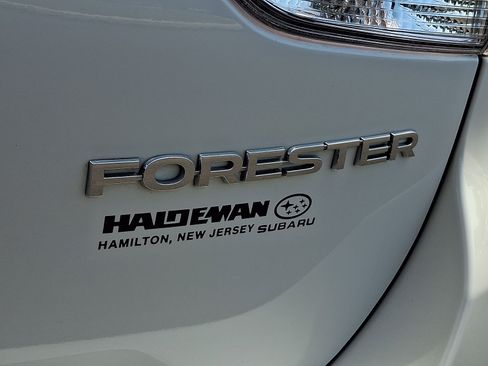Certified 2024 Subaru Forester Premium AWD/4WD image 29
