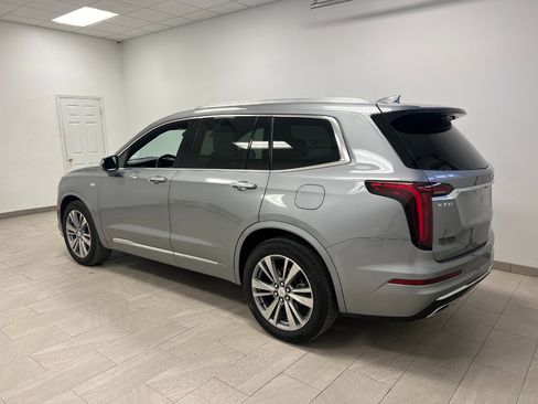 Used 2024 Cadillac XT6 Premium Luxury image 11