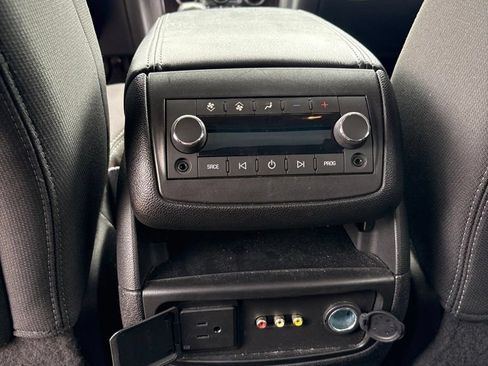 Used 2015 Chevrolet Traverse LT w/ Traveler's Package AWD/4WD image 27