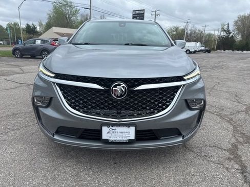 Used 2023 Buick Enclave Avenir w/ Avenir Technology Package AWD/4WD image 2
