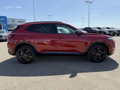 New 2025 Buick Envision Sport Touring image 9