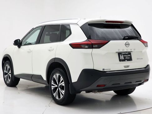Used 2023 Nissan Rogue SV w/ SV Premium B Package AWD/4WD image 6