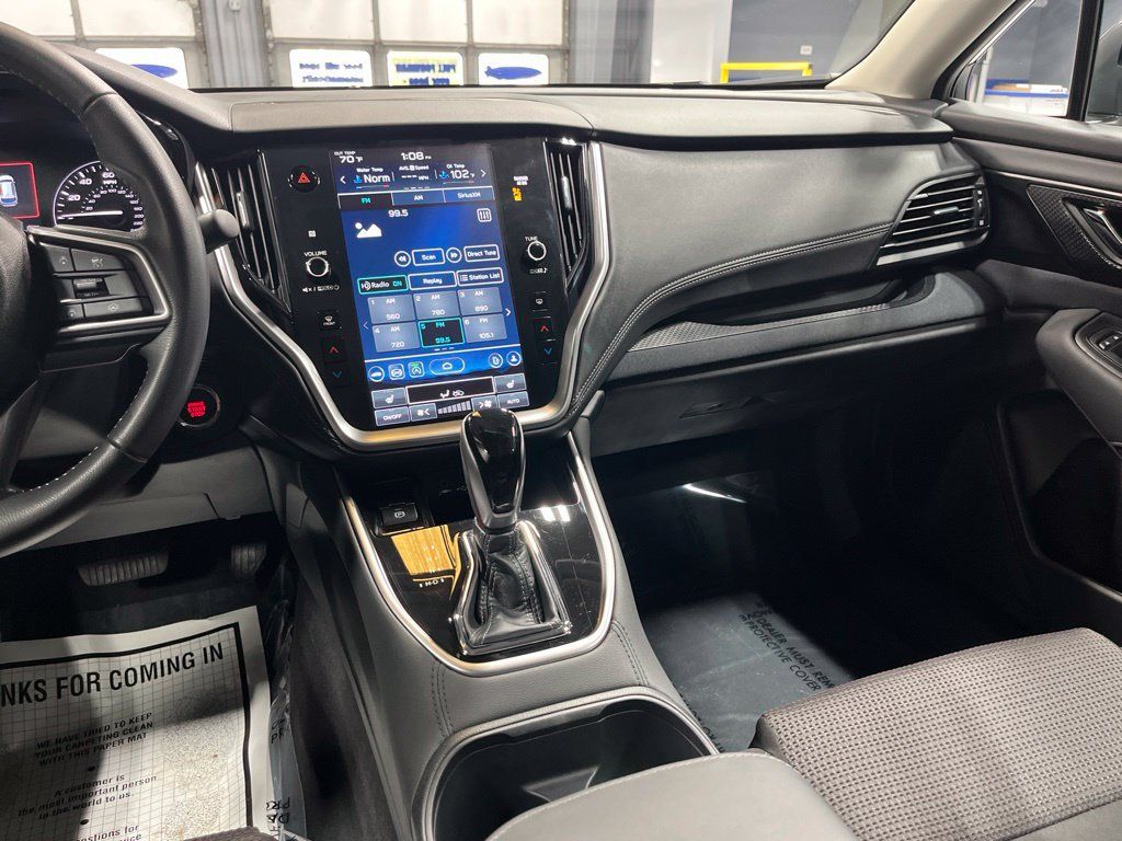 Certified 2025 Subaru Outback Premium AWD/4WD image 26