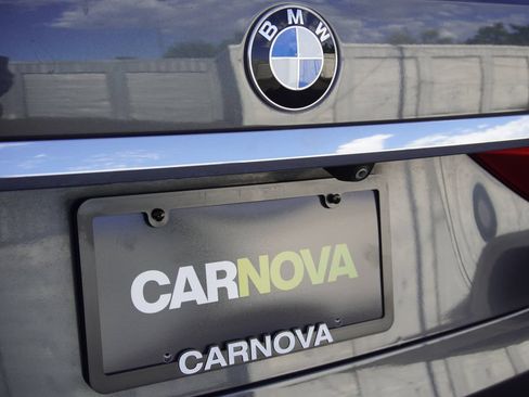 Used 2019 BMW X7 xDrive50i w/ M Sport Package AWD/4WD image 31