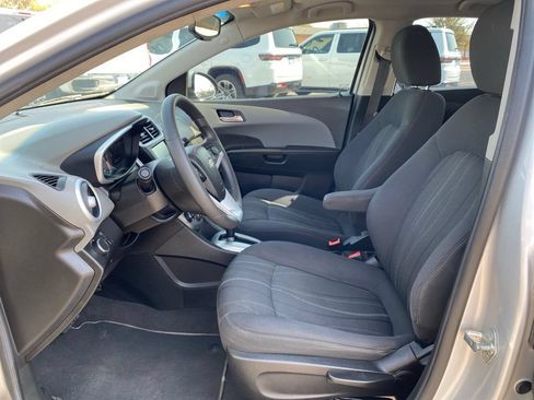 Used 2017 Chevrolet Sonic LT FWD image 18