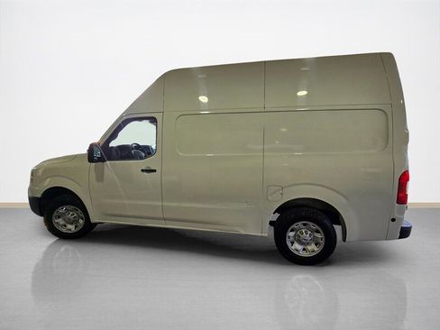 Used 2019 Nissan NV 2500 SV image 7