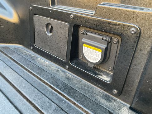 Used 2023 Toyota Tacoma TRD Off-Road image 42