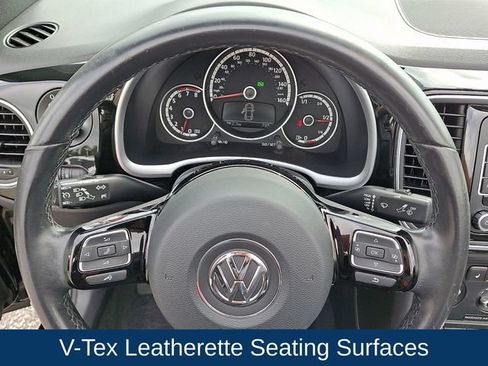Used 2013 Volkswagen Beetle 2.5 FWD image 4