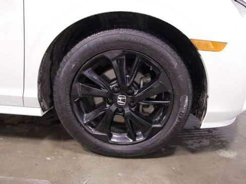 Certified 2023 Honda Odyssey Sport image 12