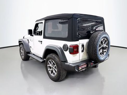 Used 2024 Jeep Wrangler Sport AWD/4WD image 8