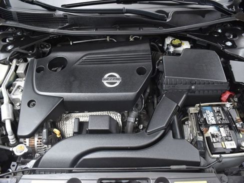 Used 2013 Nissan Altima 2.5 SV image 33