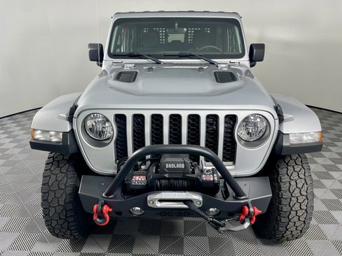 Certified 2023 Jeep Gladiator Rubicon w/ Cold Weather Group image 9