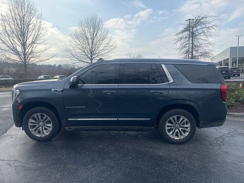Used 2021 GMC Yukon SLT w/ SLT Premium Package image 5