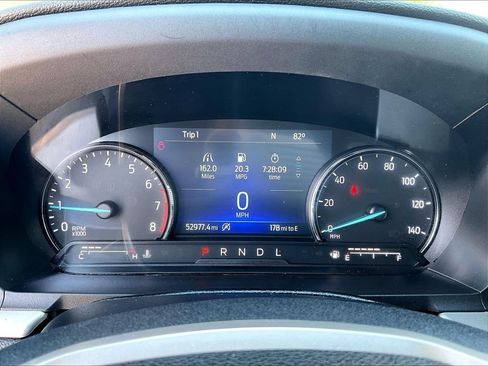 Used 2021 Ford Explorer XLT AWD/4WD image 16