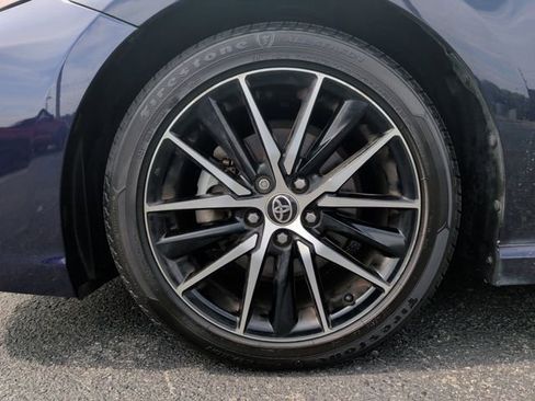 Used 2022 Toyota Camry SE w/ Convenience Package FWD image 10