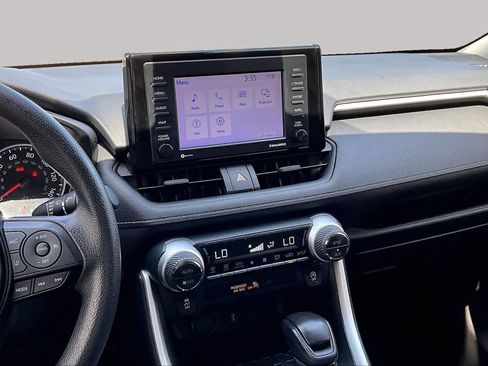 Used 2021 Toyota RAV4 XLE FWD image 7