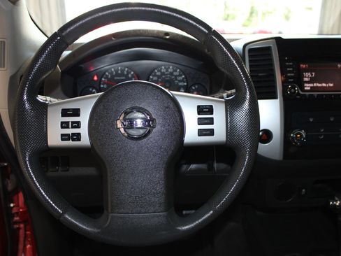 Used 2015 Nissan Xterra S w/ Value Package RWD image 10