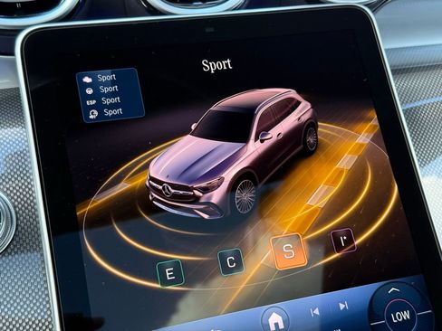 New 2026 Mercedes-Benz GLC 300 image 6