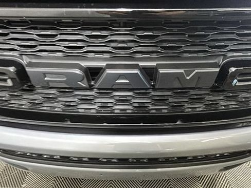 Used 2022 RAM 1500 Big Horn AWD/4WD image 8